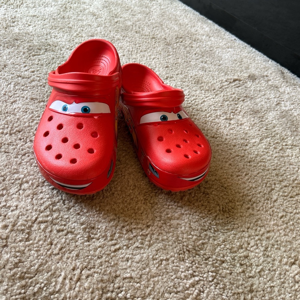 Lighting McQueen crocs size 9 men